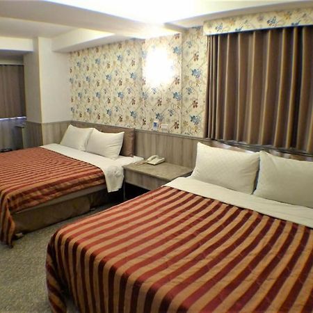 Lo Fo Hotel Taichung Bagian luar foto