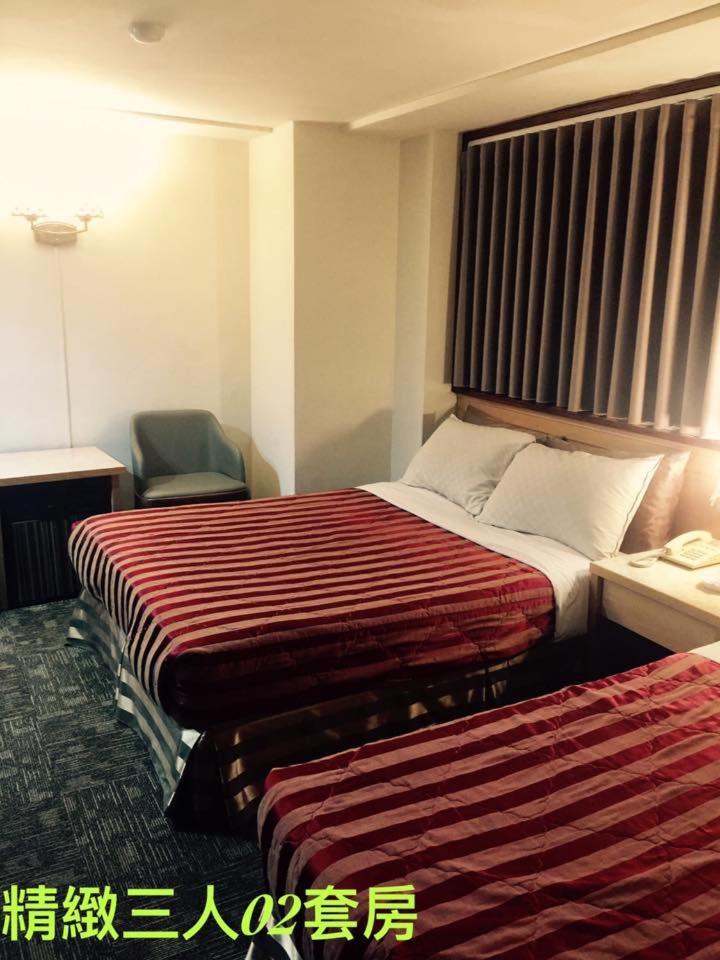 Lo Fo Hotel Taichung Bagian luar foto