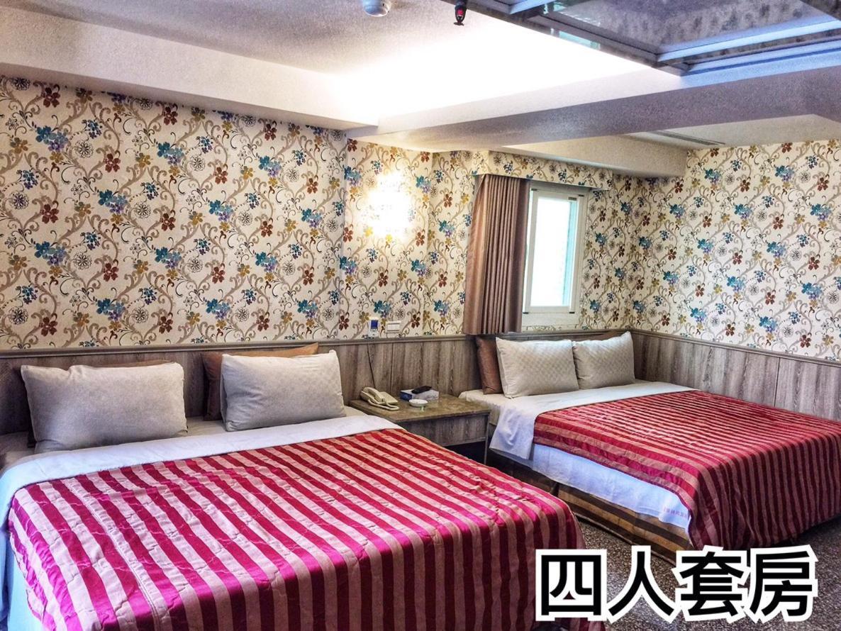 Lo Fo Hotel Taichung Bagian luar foto